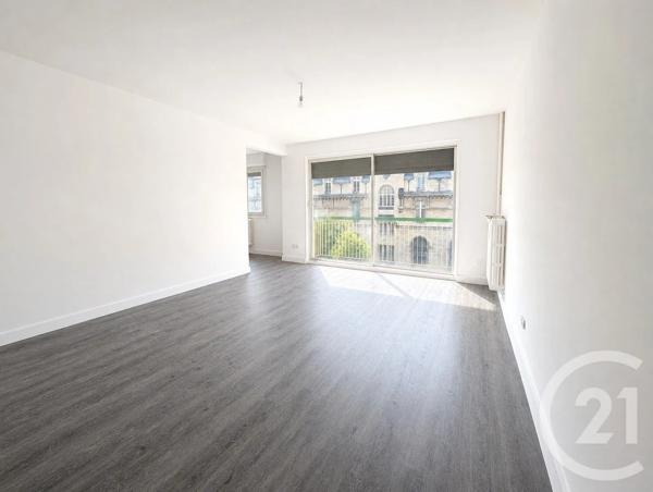 Appartement F4 à vendre  4 pièces - 123 m 2   CHALONS EN CHAMPAGNE  - 51