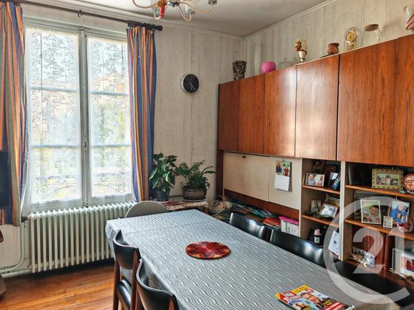 Appartement F4 à vendre  4 pièces - 123 m 2   CHALONS EN CHAMPAGNE  - 51