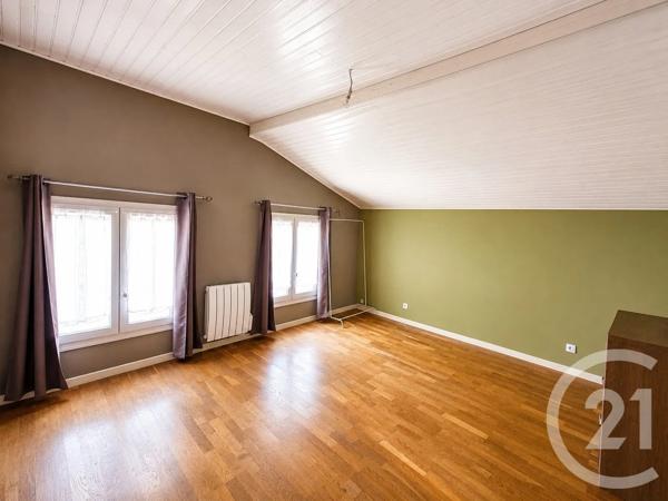 Appartement F4 à vendre  4 pièces - 123 m 2   CHALONS EN CHAMPAGNE  - 51