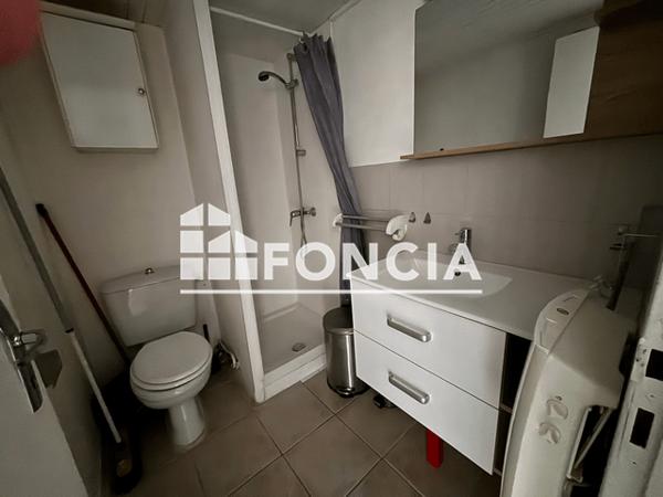 Location Studio meublé 21.38 m² - 23 RUE DES MARECHAUX Nancy 54000