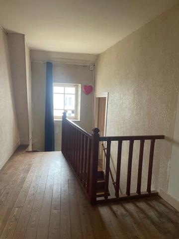 Maison à vendre 5 pièces ()