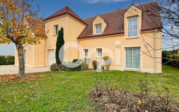 Maison à vendre    7 pièces •  Sainte-Gemme-Moronval