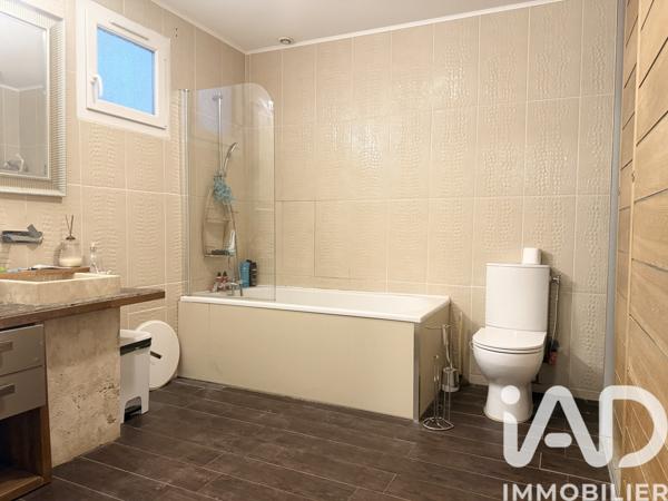 Maison à vendre 5 pièces 190 m² Lançon-Provence