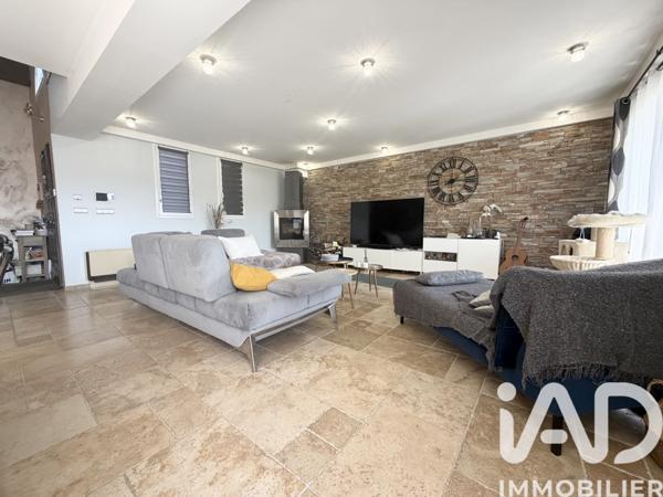 Maison à vendre 5 pièces 190 m² Lançon-Provence