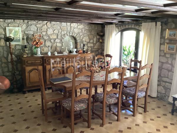 Maison T5 de 183m² avec beau terrain