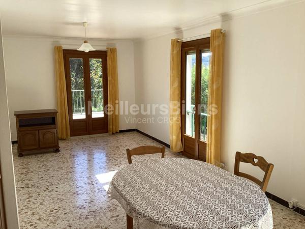 Maison T5 de 183m² avec beau terrain