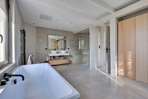 Vente Maison de luxe Aix-en-Provence 6 Pièces 270 m²