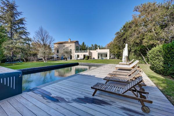 Vente Maison de luxe Aix-en-Provence 6 Pièces 270 m²