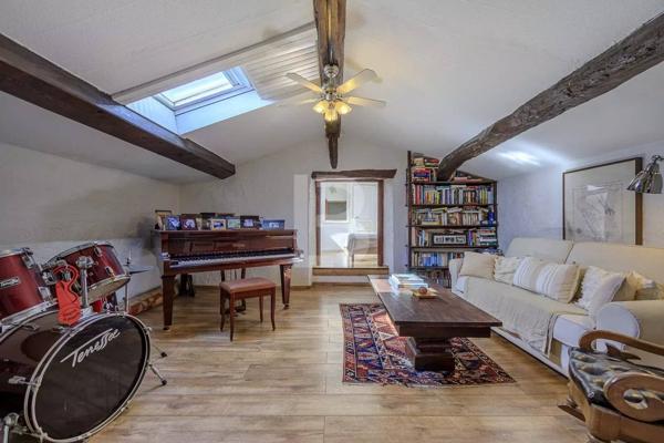 Co- exclusivité - Magnifique Bastide avec piscine à vendre à Mouans Sartoux