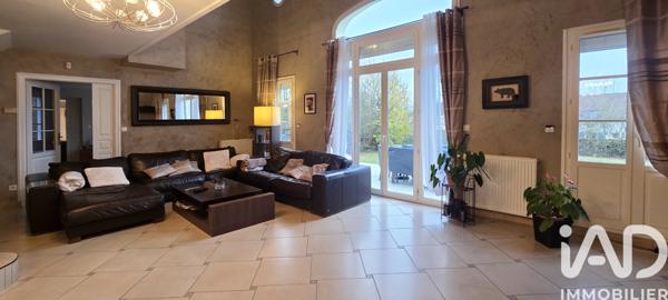 Maison à vendre 7 pièces 189 m² Magny-le-Hongre