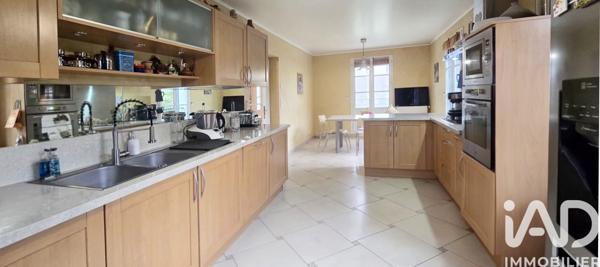Maison à vendre 7 pièces 189 m² Magny-le-Hongre