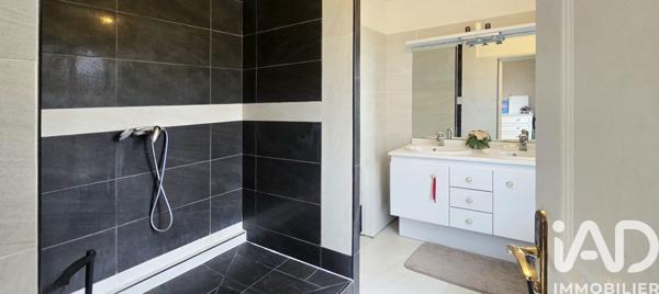 Maison à vendre 7 pièces 189 m² Magny-le-Hongre