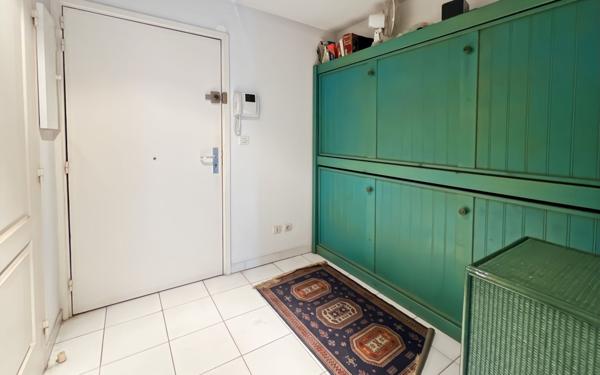 Appartement à vendre    1 pièce • 27,51 m2 Fréjus