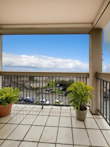 APPARTEMENT 3 PIECES  226 000 EUROS