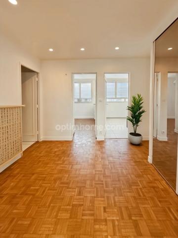 APPARTEMENT 3 PIECES  226 000 EUROS