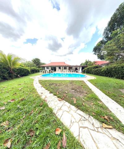 Maison à MATOURY, 97351 - 5 pièces 134m²