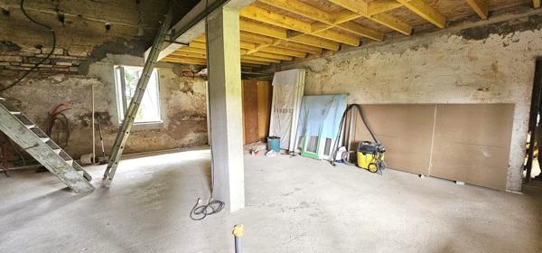 Maison dans VERSCOURS