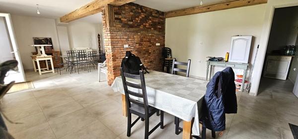 Maison dans VERSCOURS