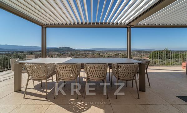Luberon- Mas provençale neuf avec vue panoramique entre Gordes et Roussillon.