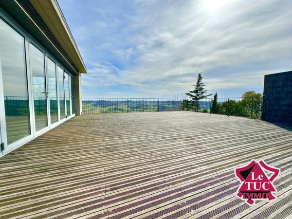 Ensemble Immobilier dans l'un des plus beaux villages de France Penne-d'Agenais (47140)
