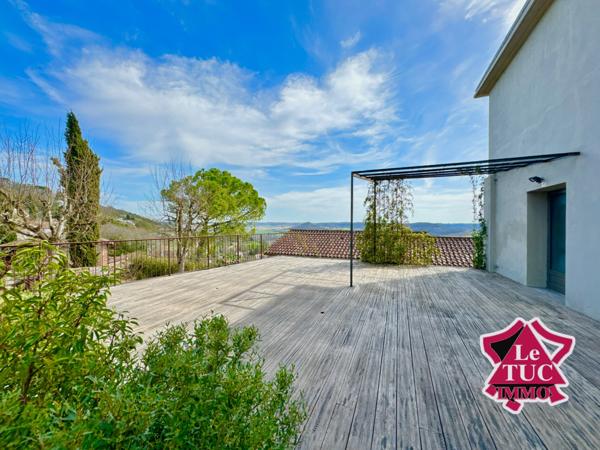 Ensemble Immobilier dans l'un des plus beaux villages de France Penne-d'Agenais (47140)
