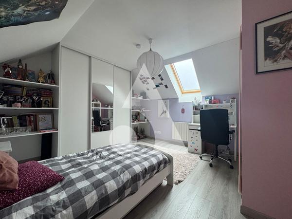 Maison 7 pièces 137.6 m2
