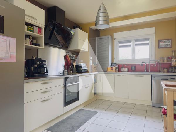 Maison 7 pièces 137.6 m2