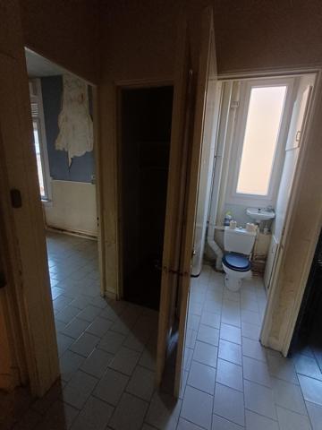 Ancien local pro (médical) 215 m² – Immeuble à fort potentiel de transformation en logements – Centre-ville
