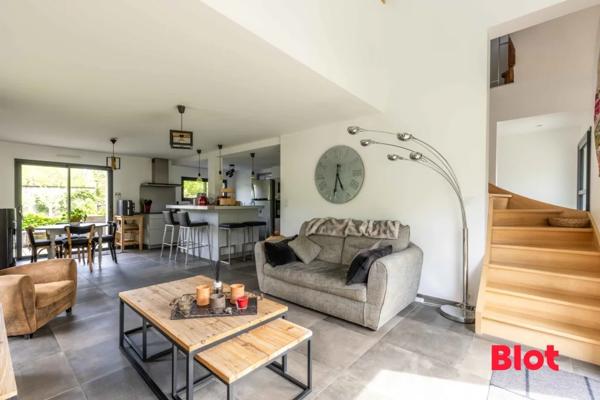 Maison 8 pièce(s)