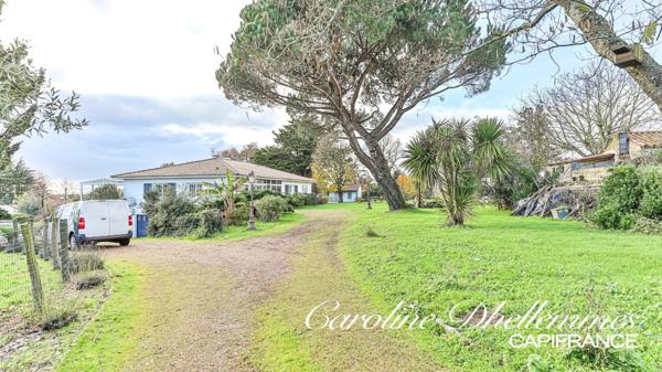 Maison à vendre 6 pièces VAIRE (85)