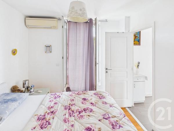 Maison à vendre  5 pièces - 121,20 m 2   TRAPPES  - 78