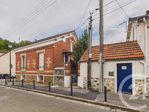 Maison à vendre  5 pièces - 121,20 m 2   TRAPPES  - 78
