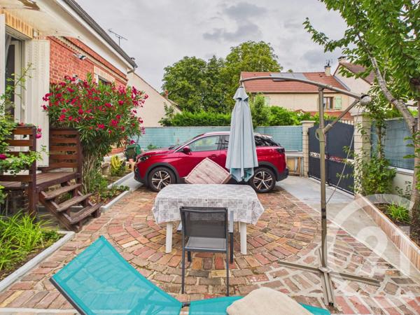 Maison à vendre  5 pièces - 121,20 m 2   TRAPPES  - 78