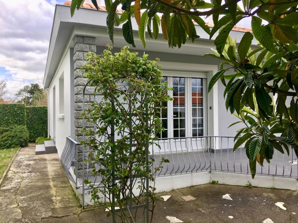 Charmante maison de plain-pied de 90m2 à 2 pas du centre-ville