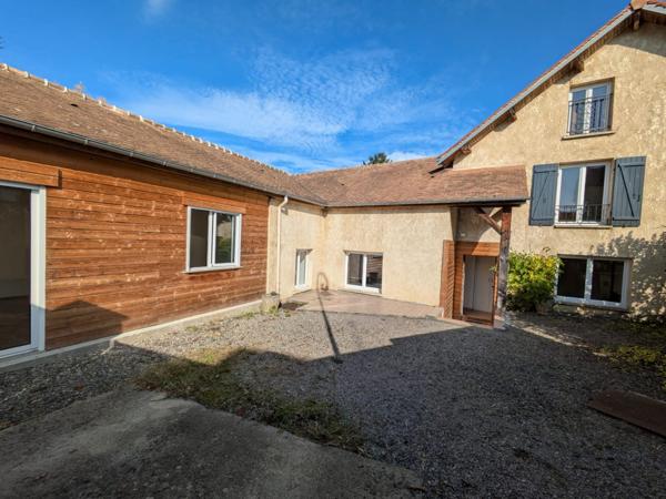 TRES BELLE MAISON PROCHE LUZARCHES