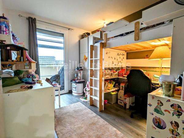 Magnifique F5 avec grand balcon