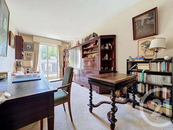 Appartement T4 à vendre  4 pièces - 86,54 m 2   VERSAILLES  - 78