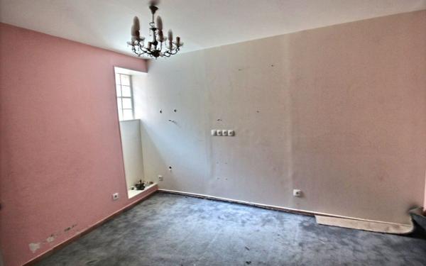 Maison à vendre    5 pièces • 101,68 m2 Clichy