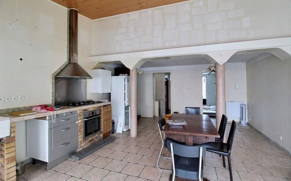 Maison à vendre    5 pièces • 101,68 m2 Clichy