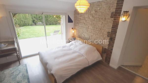 Maison de type 1930 exposée sud / 4 chambres / garage.