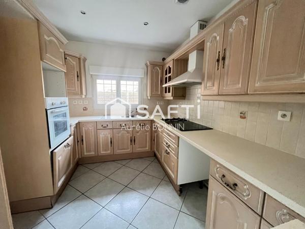 Talence proche du tram dans une rue calme  - 2 maisons sur une parcelle de 550m²