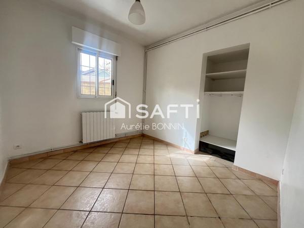 Talence proche du tram dans une rue calme  - 2 maisons sur une parcelle de 550m²