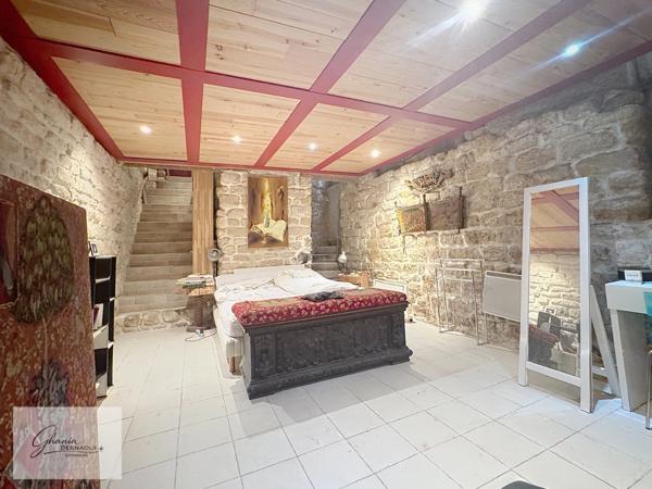 À VENDRE – APPARTEMENT AVEC COMMERCIALITÉ 91 m² 3 PIECES  PARIS 11EME ARRONDISSEMENT (75)