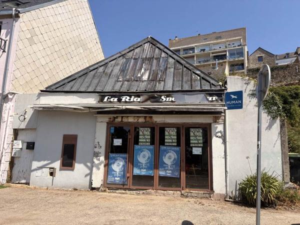Grange 140 400 € Douarnenez 1 pièce 120 m² DPE