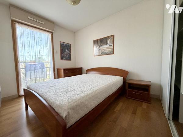 T3 TRAVERSANT 69m² | TERRASSE | STATIONNEMENT PRIVATIF