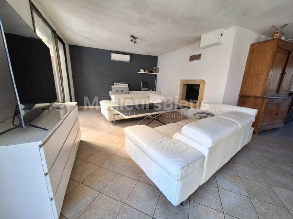 Vente interactive maison individuelle de 7 pièces, située à Saint-Vivant Biarne,🏡🌳