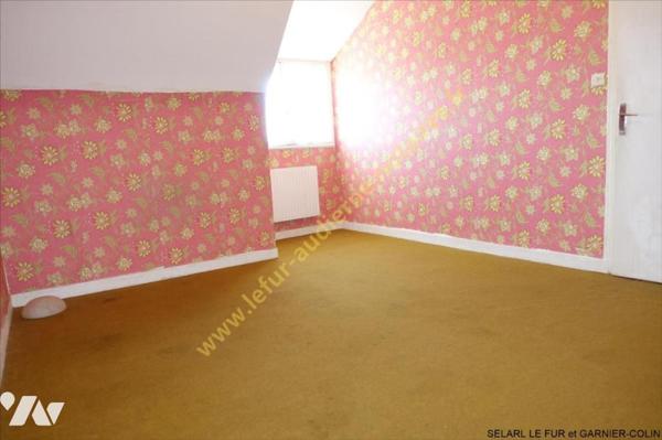 CENTRE VILLE et PORT à PIED