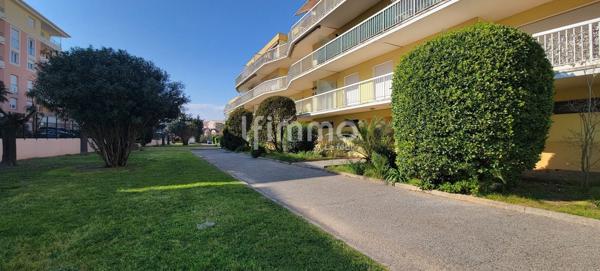 T2 64 m2 à Fréjus plage.