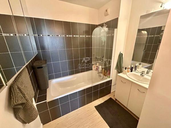 Appartement Carrieres Sous Poissy 3 pièce(s) 56 m2 227 000 € **  - Référence  9366