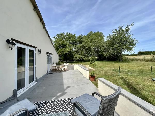 Maison de Caractère avec Gîte, Camping et Piscine